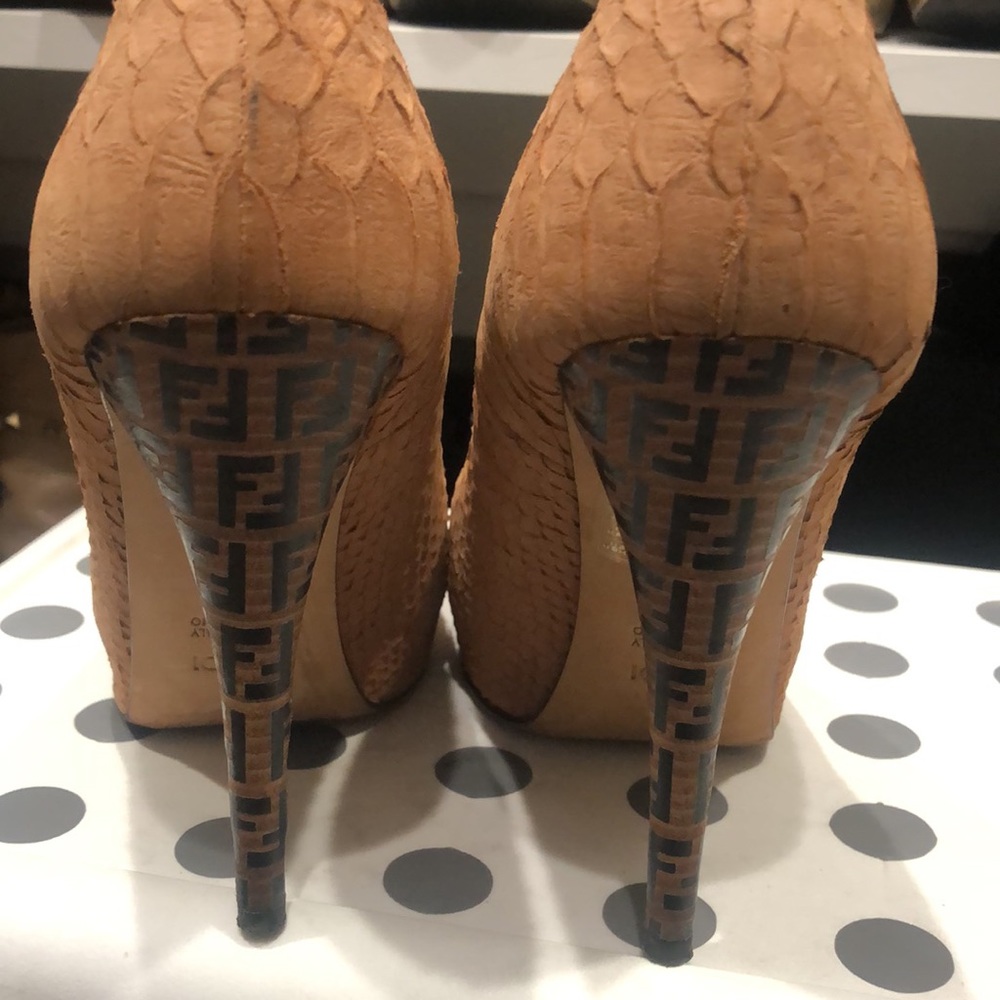 Fendi pumps - Picture 2 of 10